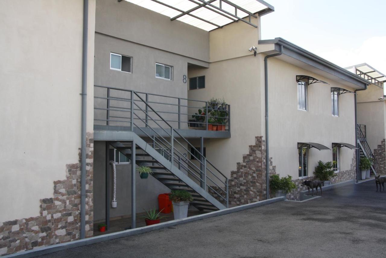 Apartamentos La Alborada Airport Sjo Alajuela Exterior photo