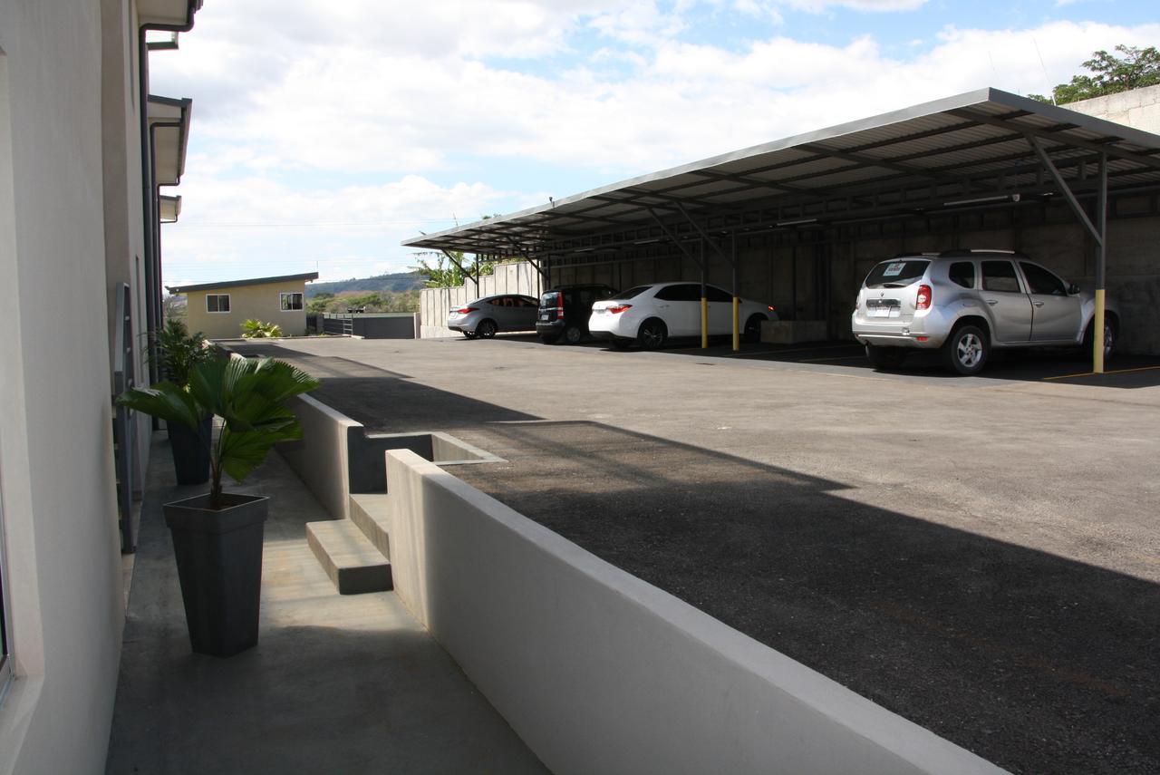 Apartamentos La Alborada Airport Sjo Alajuela Exterior photo
